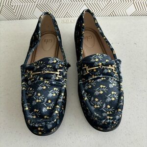 CAbi navy floral velvet loafers style 6005 size 9